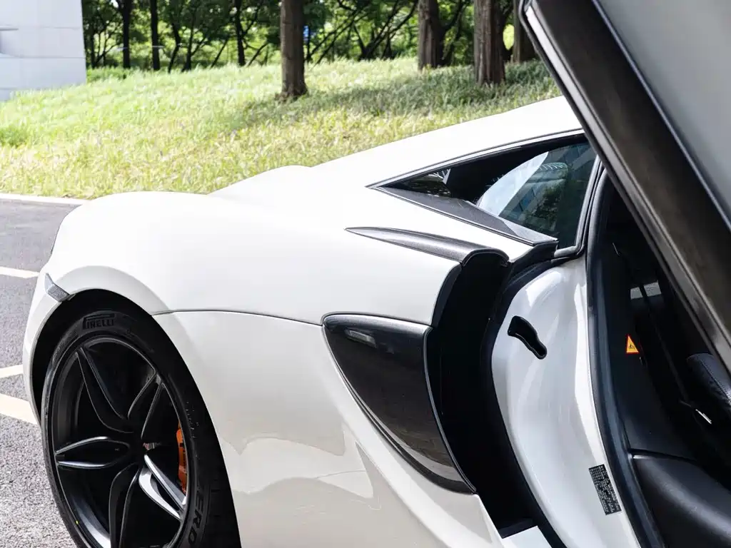 McLaren 570 2015 570S 3.8T Coupe купить на сайте DeffCars