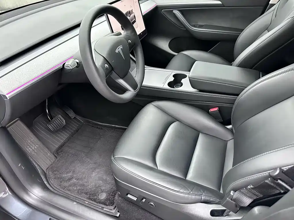 Model Y 2023 rear-wheel drive version купить на сайте DeffCars