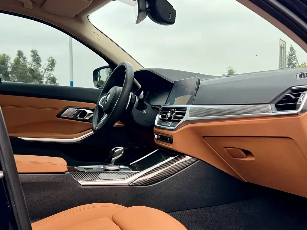 BMW 3 Series 2020 facelift 325i M Sports Night Package купить на сайте DeffCars