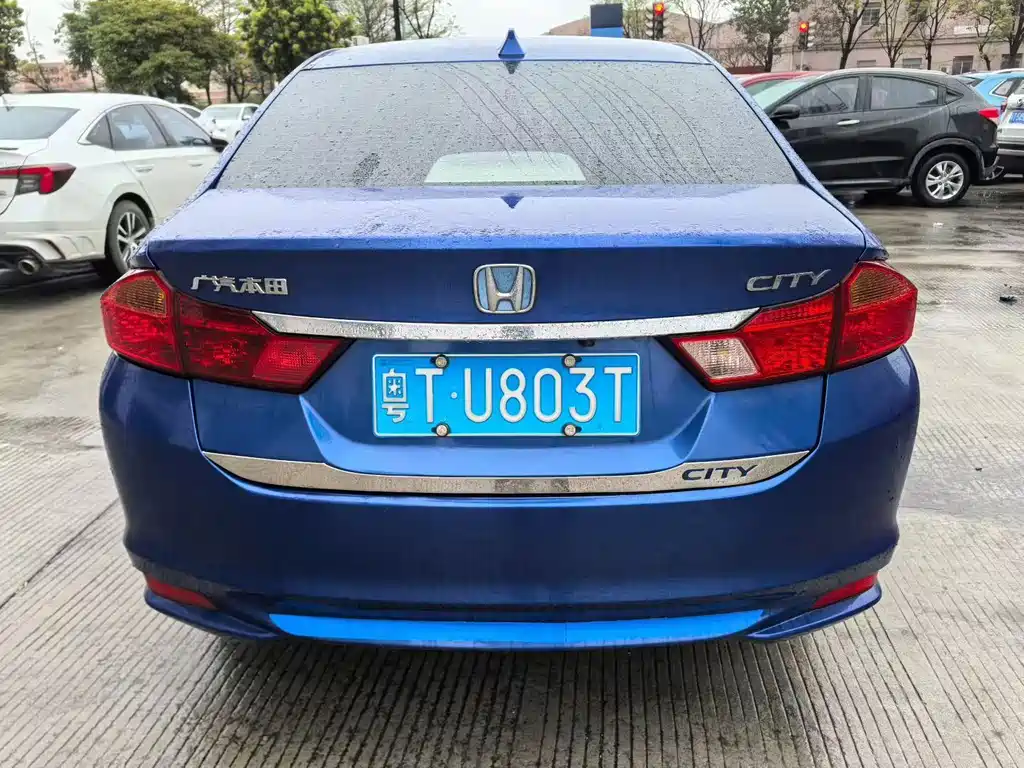 Fengfan 2017 1.5L CVT Deluxe Edition купить на сайте DeffCars