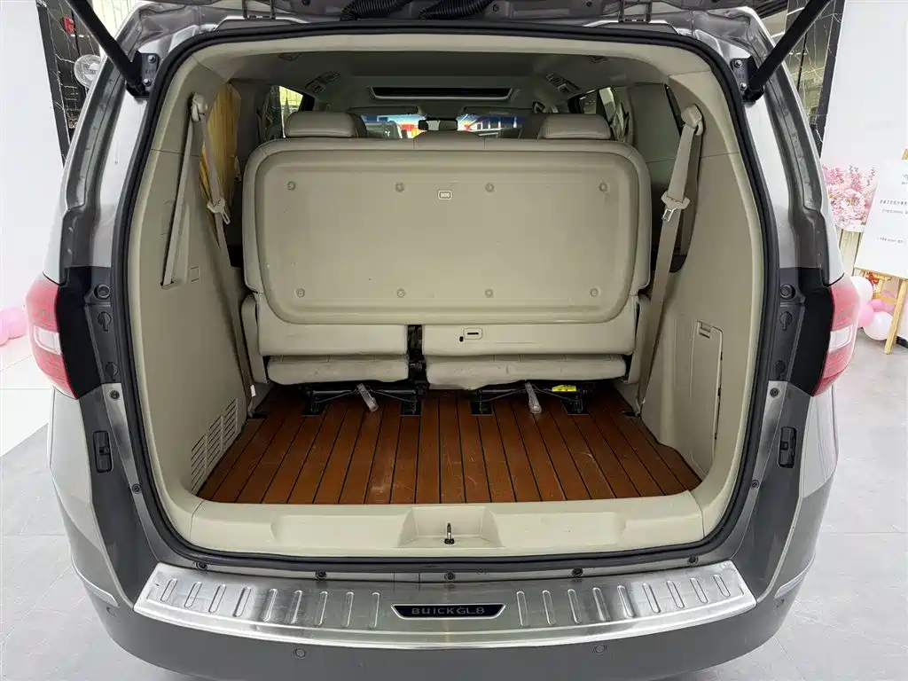 Buick GL8 2018 28T luxury model National VI купить на сайте DeffCars