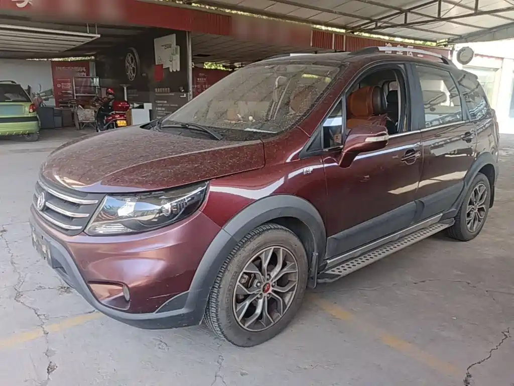 Jingyi X5 (Forthing Joyear) 2016 1.6L manual luxury model купить на сайте DeffCars