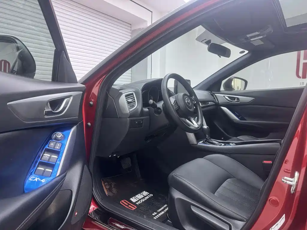 Mazda CX-4 2018 2.0L automatic two-wheel drive Blue Sky Vibrant Edition National V купить на сайте DeffCars