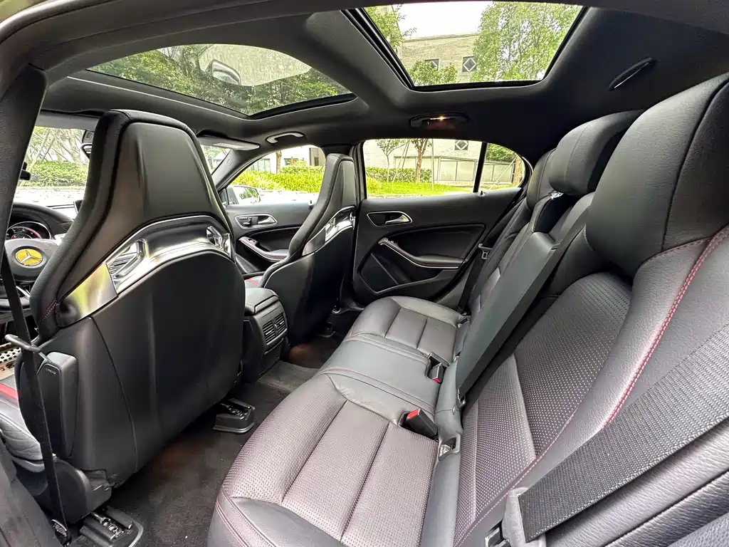 Mercedes-Benz GLA AMG 2016 AMG GLA 45 4MATIC купить на сайте DeffCars