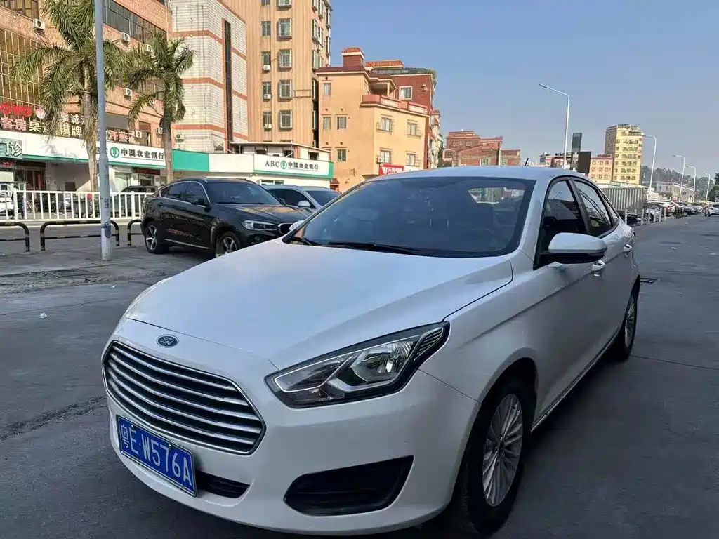 Escort 2017 facelift 1.5L automatic comfort model купить на сайте DeffCars