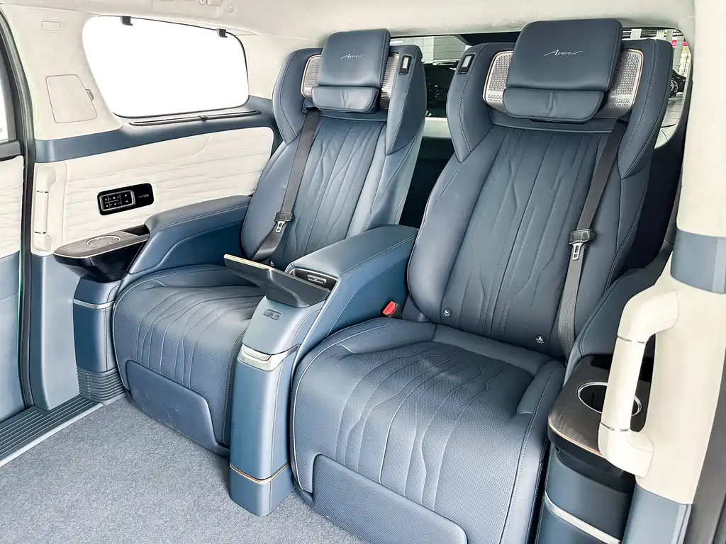 Century 2023 2.0T four-seater private version купить на сайте DeffCars