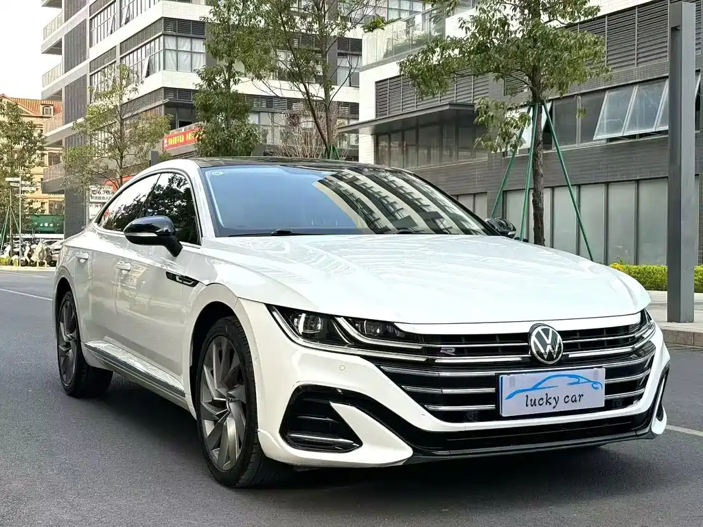 FAW-Volkswagen CC 2023 380TSI eye-catching version купить на сайте DeffCars