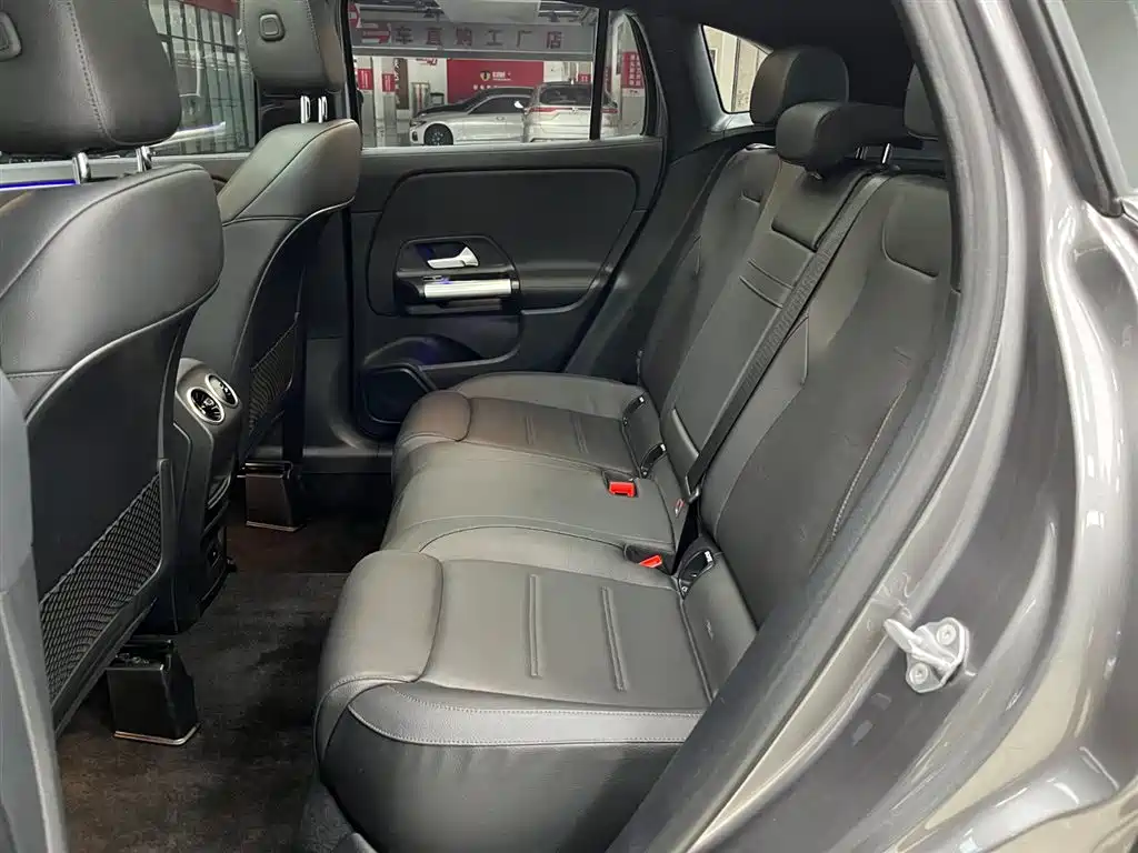 Mercedes-Benz GLA 2022 GLA 200 купить на сайте DeffCars