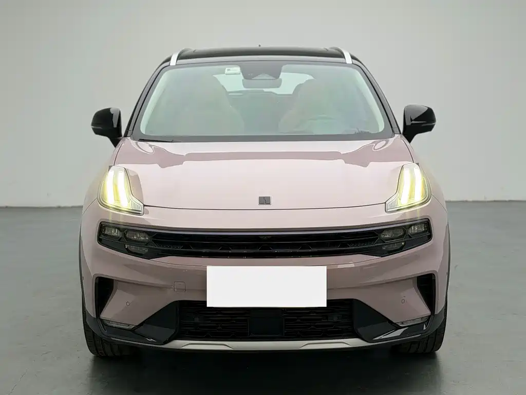 Lynk & Co 06 2021 1.5T Shero Pink Special Edition купить на сайте DeffCars