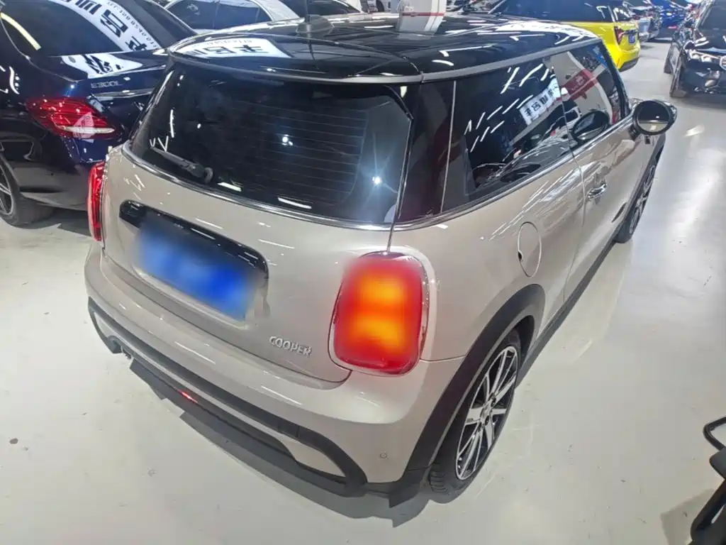 MINI 2023 facelift 1.5T COOPER artist купить на сайте DeffCars