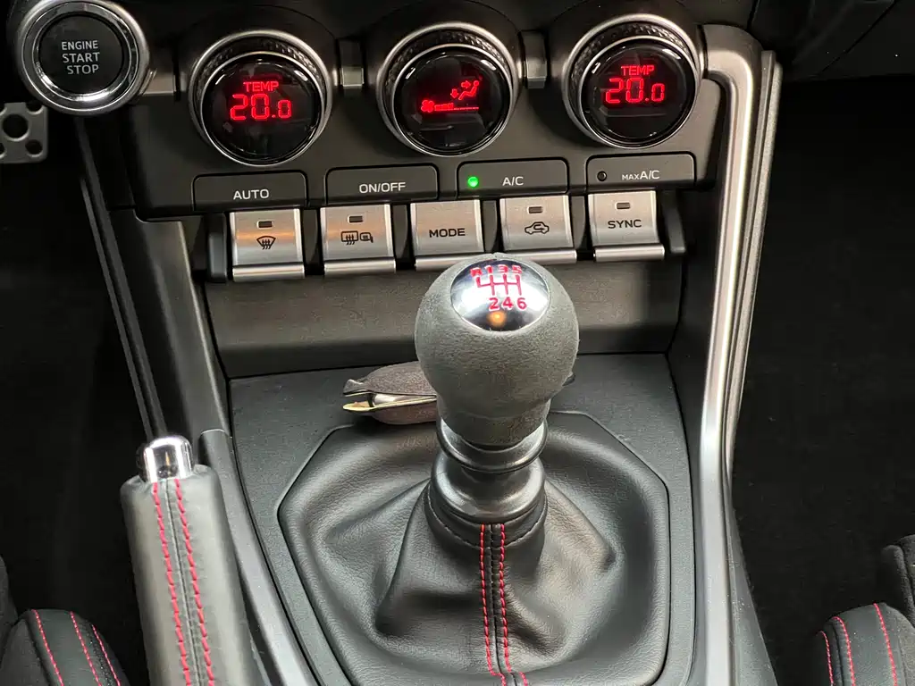 Subaru BRZ 2022 2.4L manual version купить на сайте DeffCars