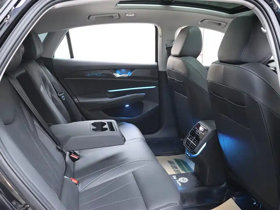 Passat 2025 Pro 380TSI Long Yao Edition купить на сайте DeffCars