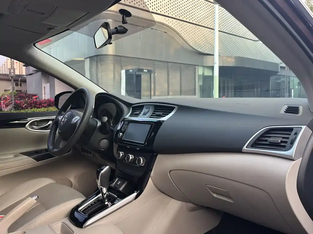 Sylphy 2016 1.6XL CVT Deluxe Edition купить на сайте DeffCars