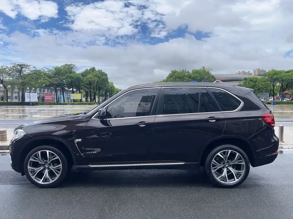BMW X5 imported 2018 xDrive35i elegant model купить на сайте DeffCars