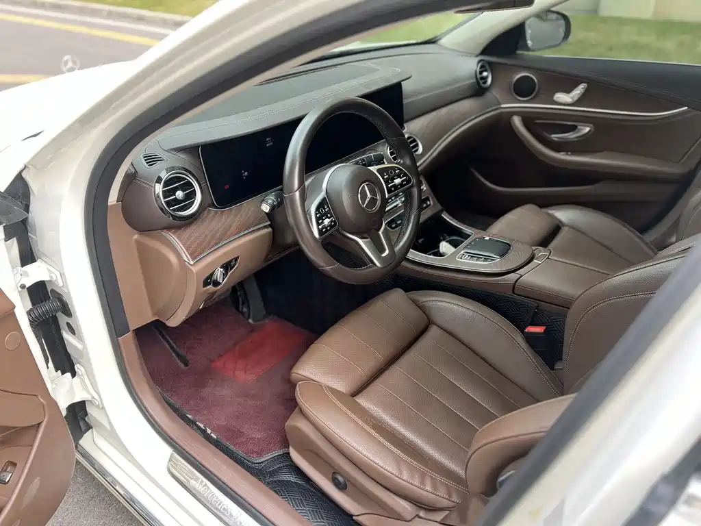 Mercedes-Benz E-Class 2019 E 260 L купить на сайте DeffCars