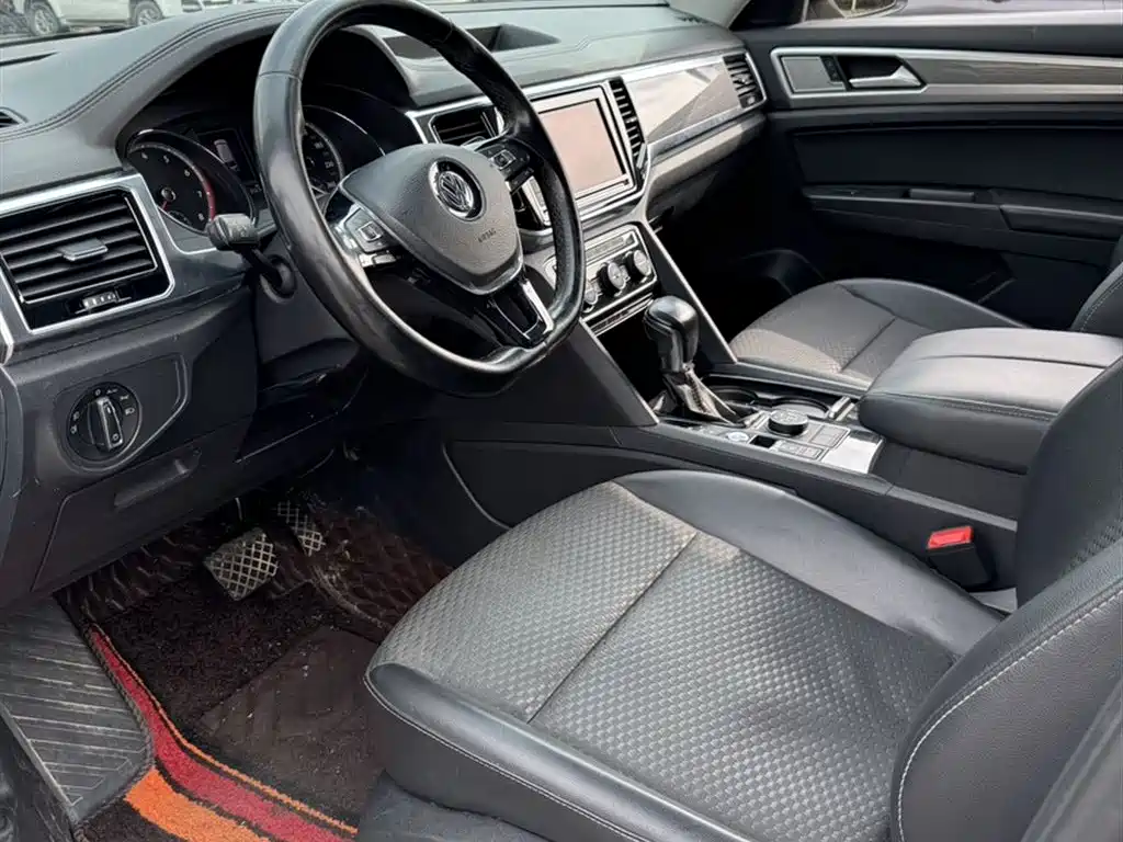 Touron 2019 380TSI four-wheel drive comfort version National V купить на сайте DeffCars