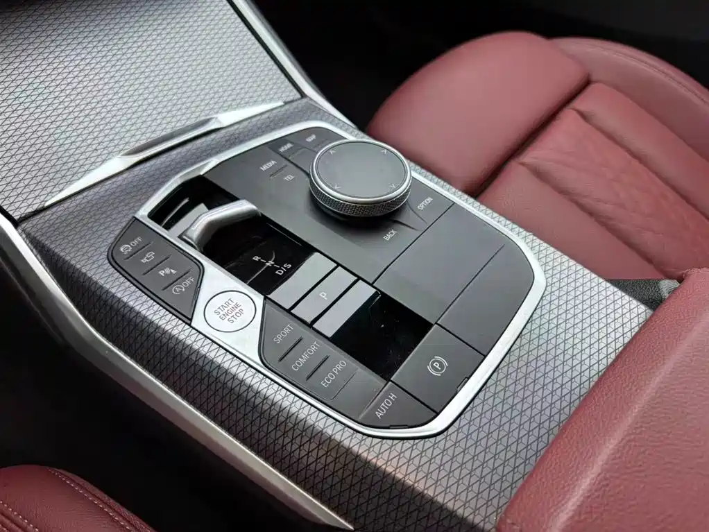 BMW 3 Series 2023 330i M Sports Night Package купить на сайте DeffCars