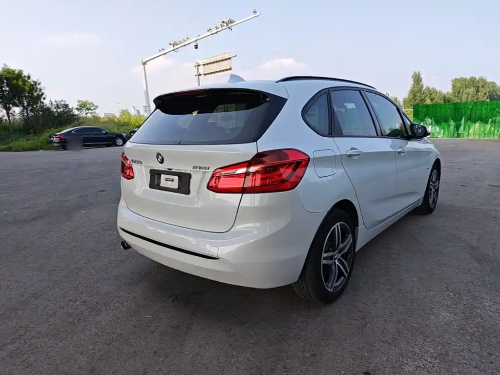 BMW 2 Series Touring 2016 218i Sports Design Package купить на сайте DeffCars