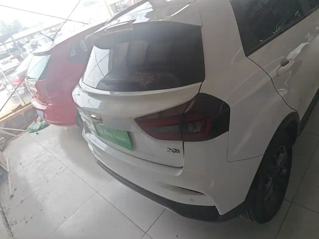 Vision X3 2020 1.5L CVT Premium купить на сайте DeffCars