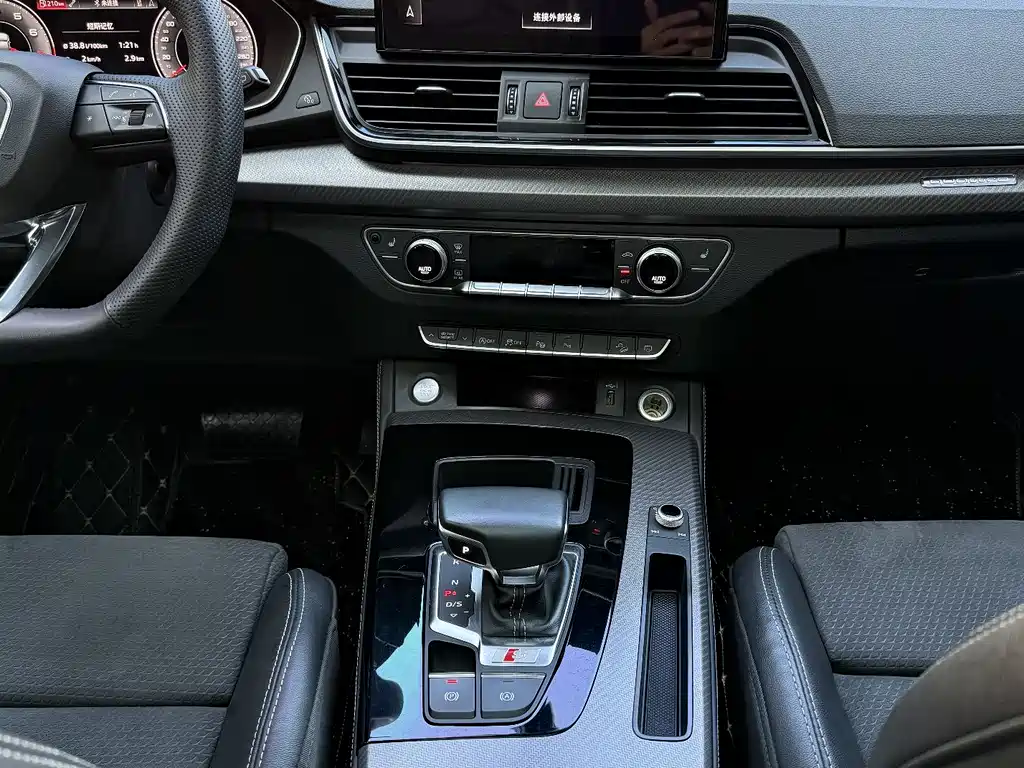 Audi Q5L Sportback 2022 facelift 45 TFSI luxury model купить на сайте DeffCars
