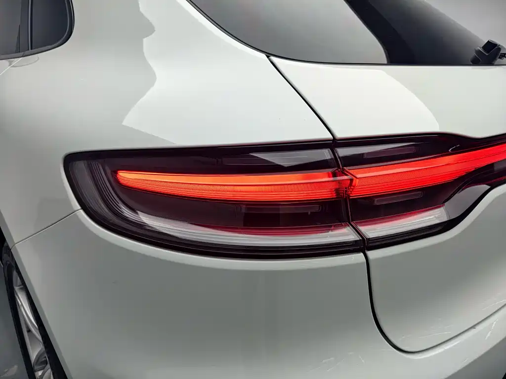 Macan 2021 2.0T купить на сайте DeffCars