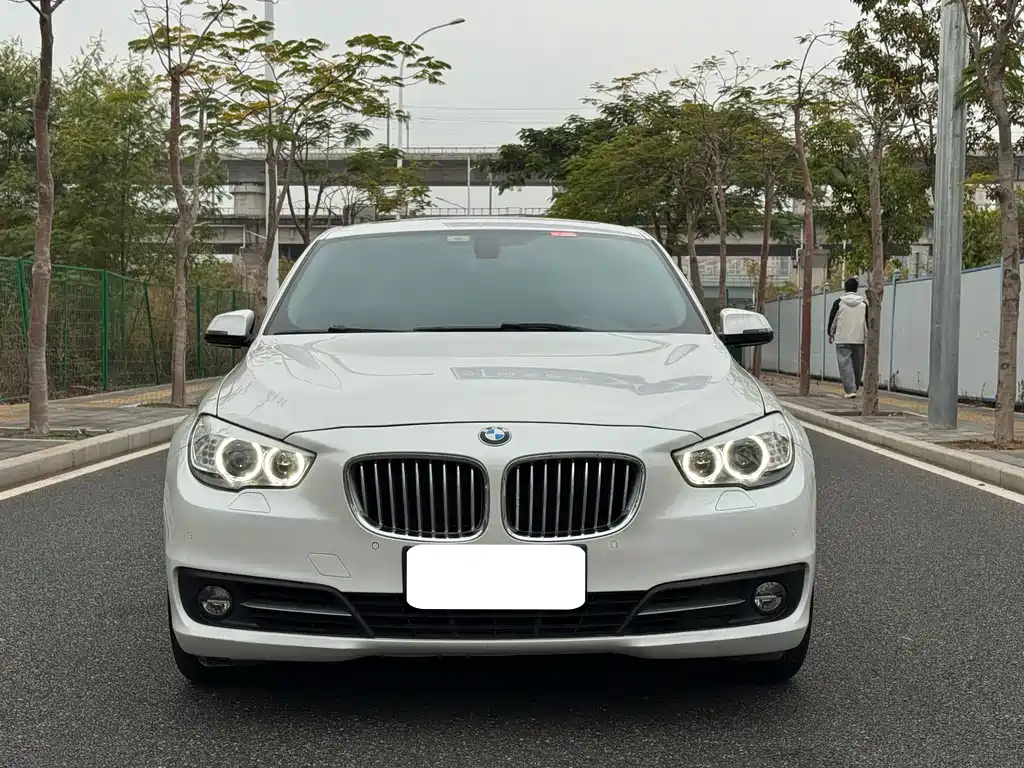 BMW 5 Series GT 2014 528i Leading Model купить на сайте DeffCars