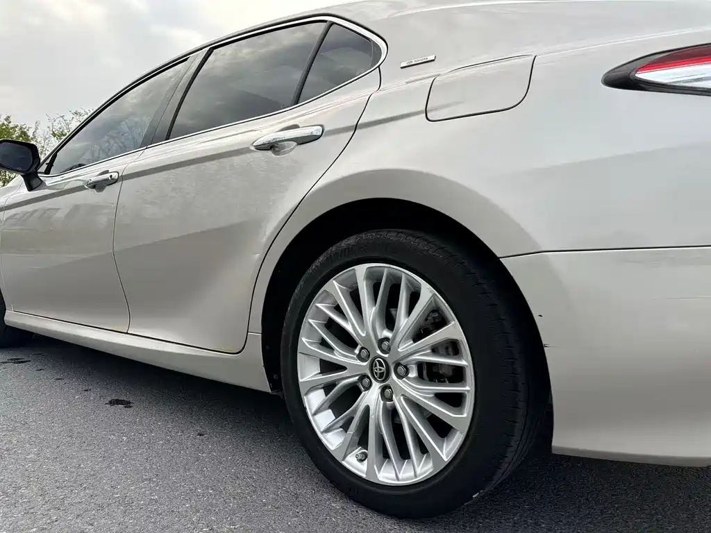 Camry 2019 2.5G Deluxe Edition National V купить на сайте DeffCars