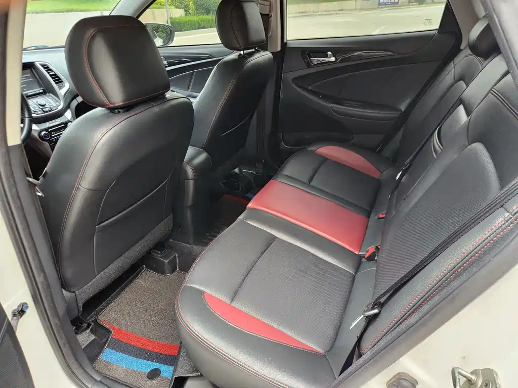 Eado XT 2016 1.6L Automatic Handsome купить на сайте DeffCars