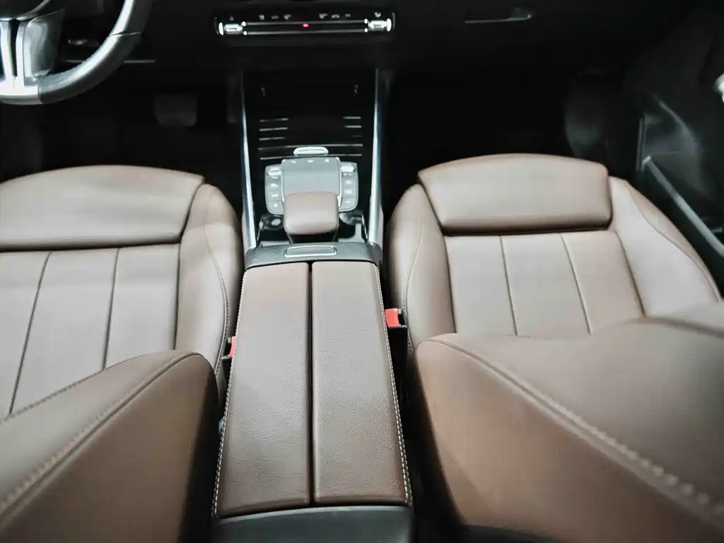 Mercedes-Benz GLB 2024 facelift GLB 220 fashion model купить на сайте DeffCars