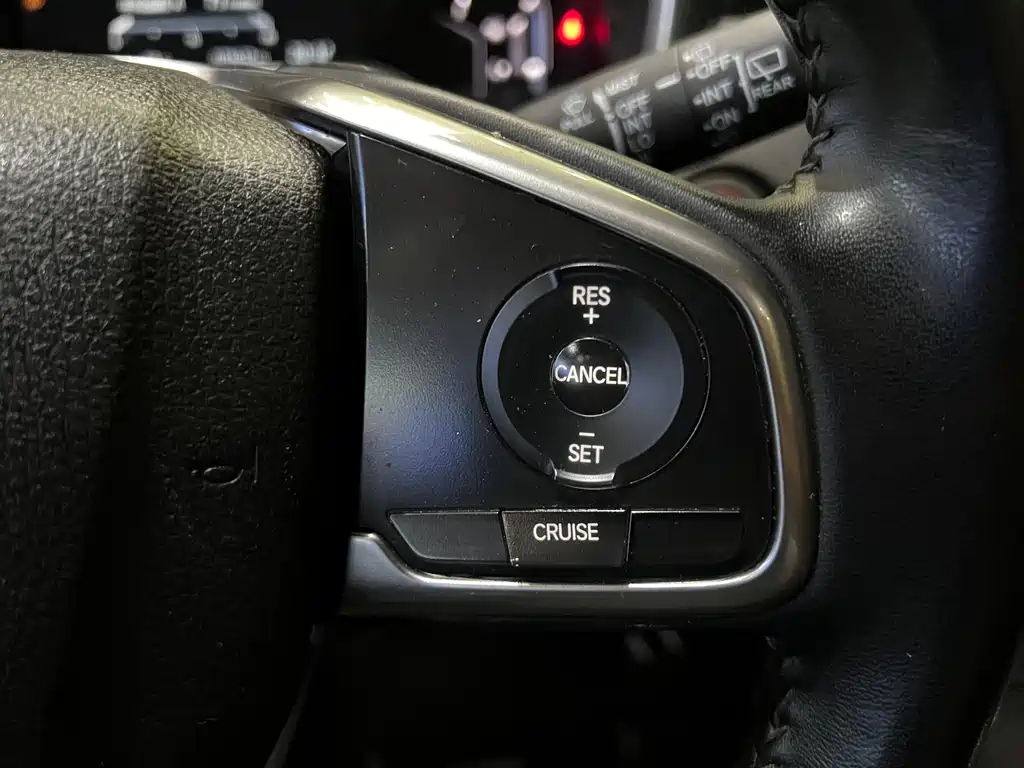 Honda CR-V 2019 240TURBO CVT two-wheel drive fashion version National V купить на сайте DeffCars