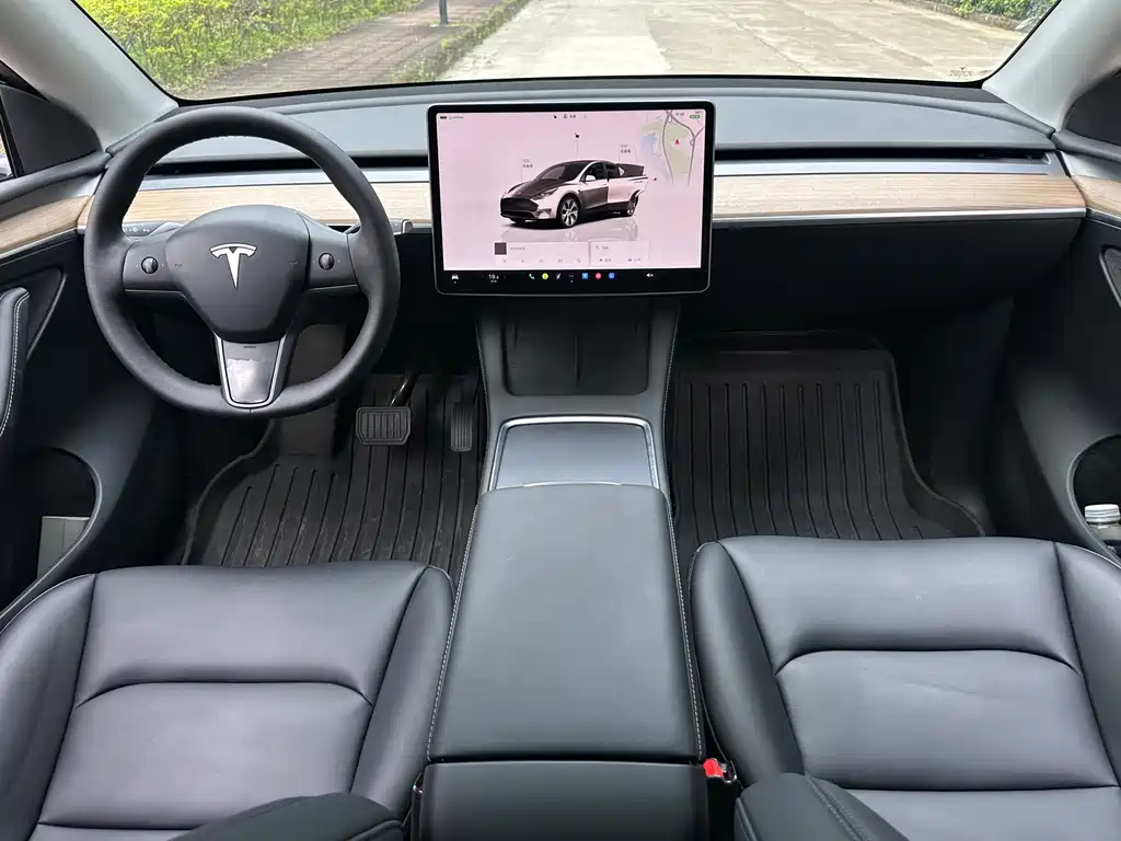 Model Y 2022 long-range all-wheel drive version купить на сайте DeffCars