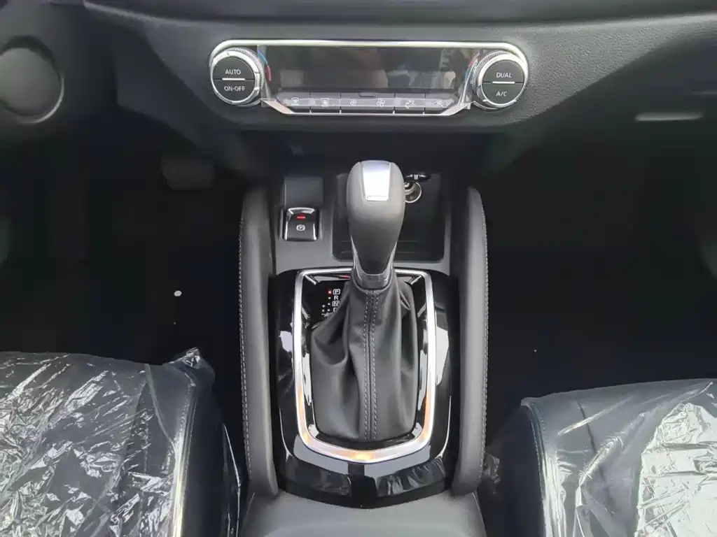 Qashqai 2025 Honor 2.0L CVT XV+ Leading Edition купить на сайте DeffCars