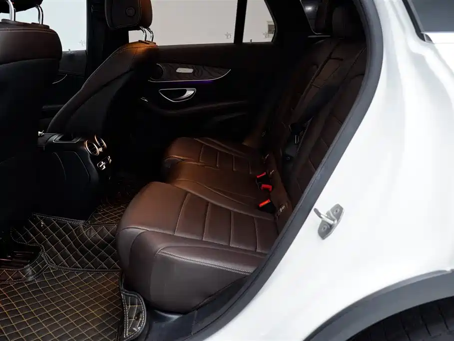 Mercedes-Benz GLC 2022 facelift GLC 260 L 4MATIC luxury model купить на сайте DeffCars