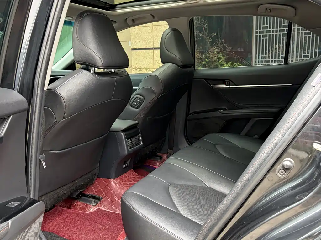 Camry 2021 2.5G Deluxe Edition купить на сайте DeffCars