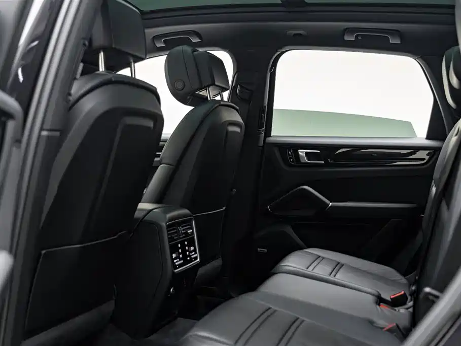 Cayenne 2018 Cayenne S 2.9T купить на сайте DeffCars