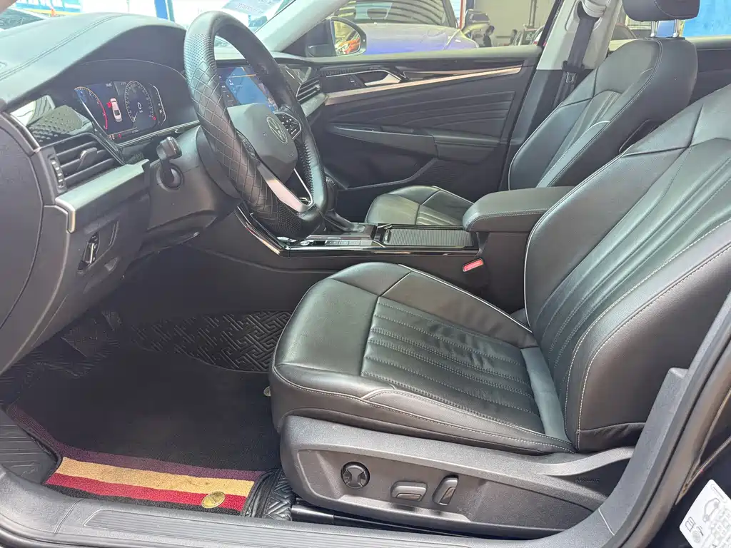 Passat 2023 330TSI Starry Sky Elite Edition купить на сайте DeffCars