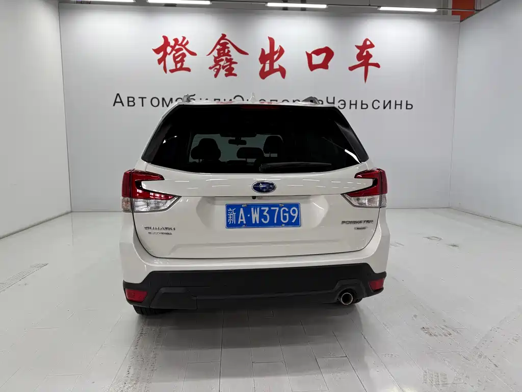 Forester 2022 2.0i AWD Deluxe Edition EyeSight купить на сайте DeffCars
