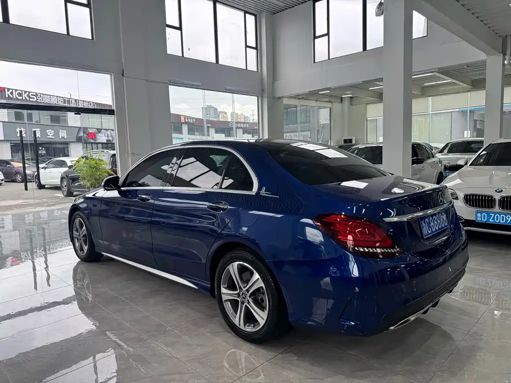 Mercedes-Benz C-Class 2020 C 260 L Sports Edition купить на сайте DeffCars