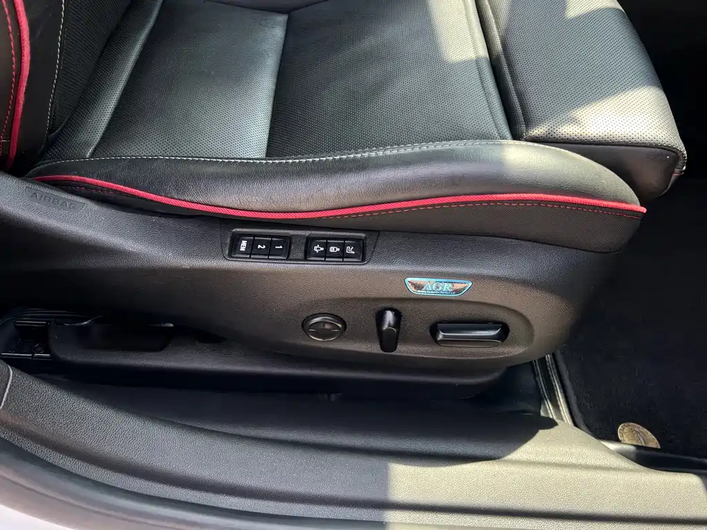 Regal 2020 GS 28T Premium Model купить на сайте DeffCars