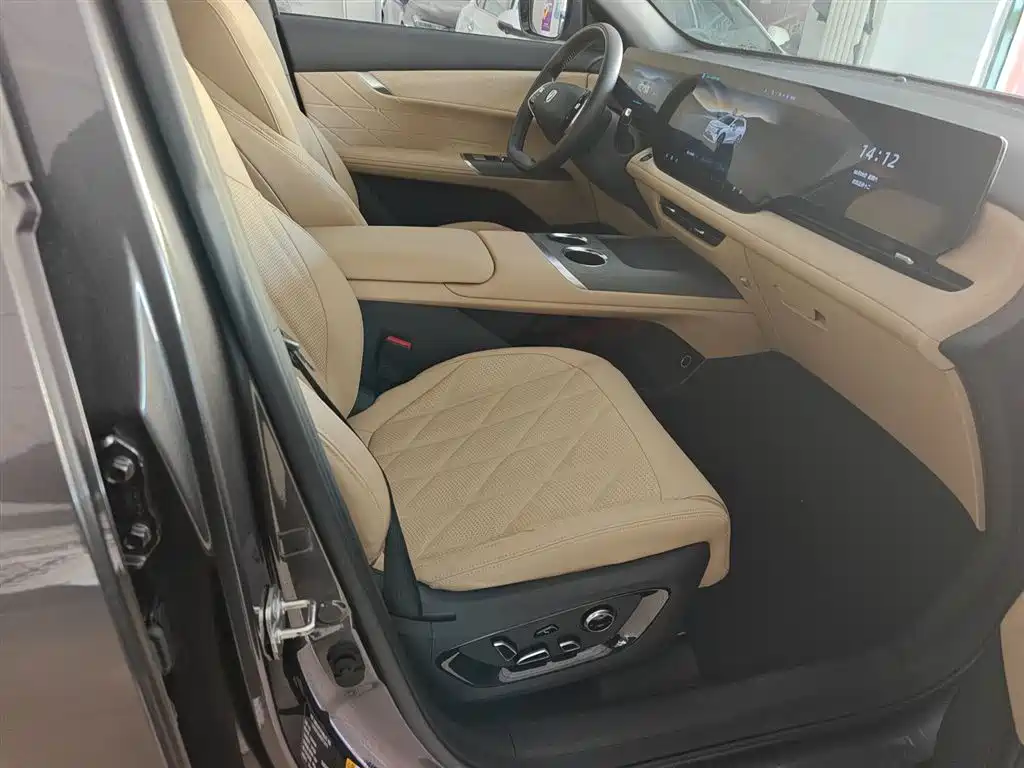 Changan CS75PLUS 2025 fourth generation 1.5T new Blue Whale smart exclusive model купить на сайте DeffCars