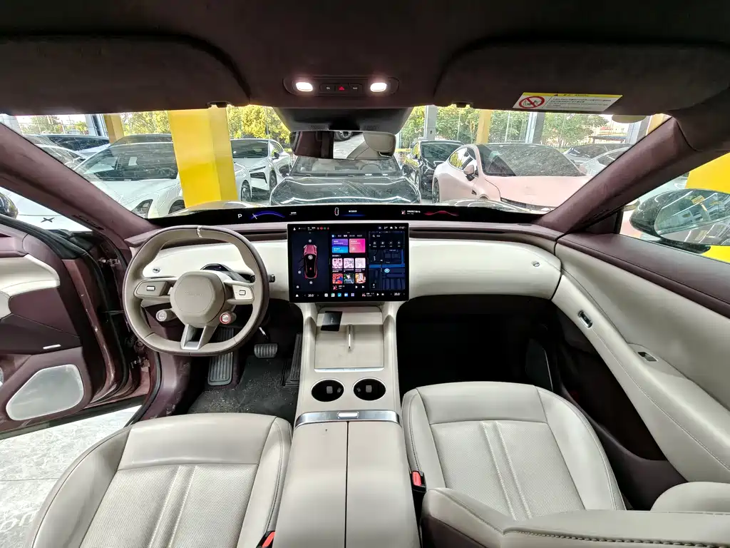 Xiaomi YU7 2025 model ultra-long battery life high-performance four-wheel drive Max version купить на сайте DeffCars