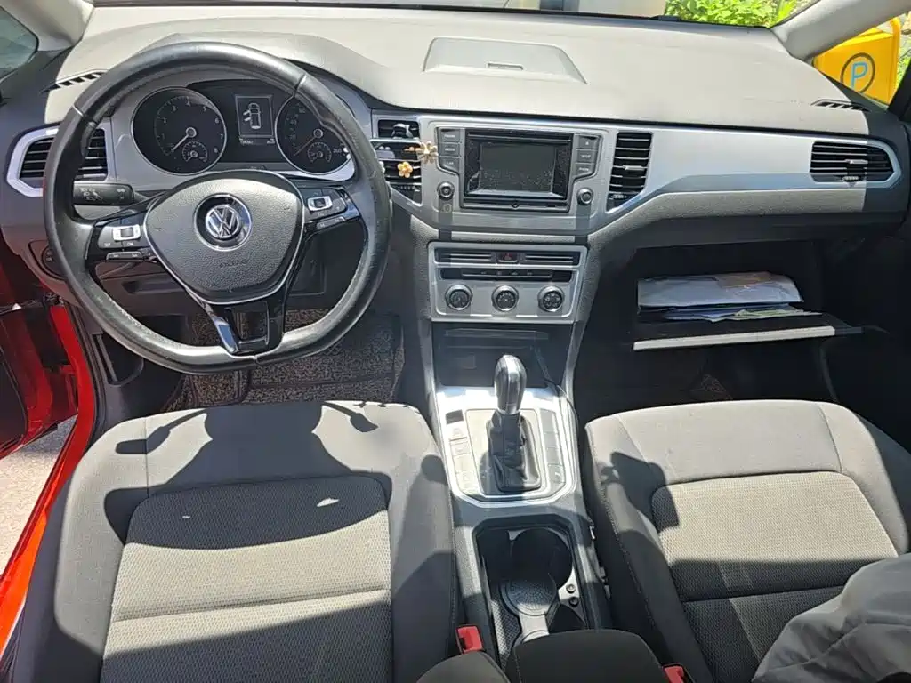 Golf Sportsvan 2016 230TSI automatic aggressive type купить на сайте DeffCars