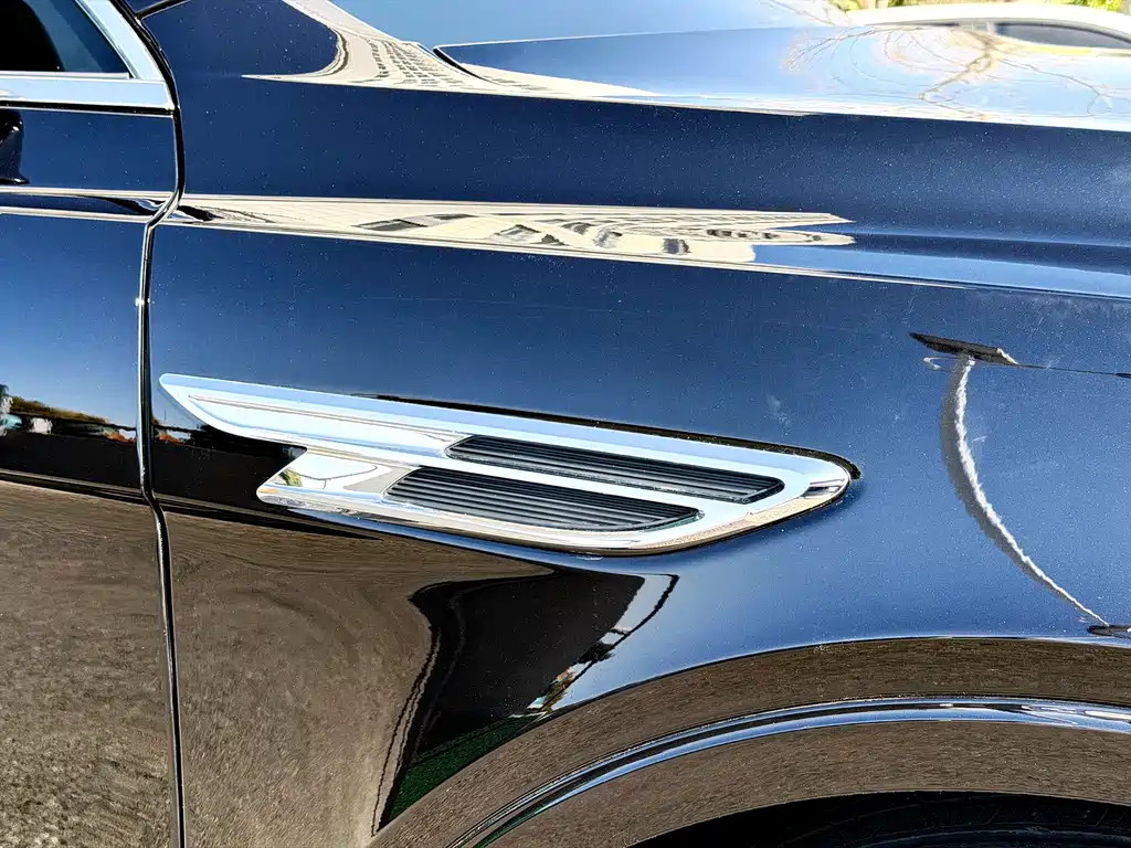 Bentayga 2021 4.0T V8 купить на сайте DeffCars