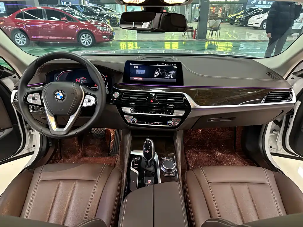 BMW 5 Series 2020 525Li Luxury Package купить на сайте DeffCars