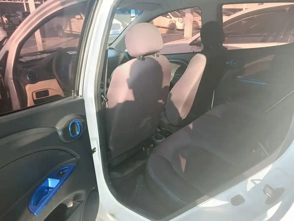 Jiangling E200L 2018 E200L Standard Type (250KM) купить на сайте DeffCars