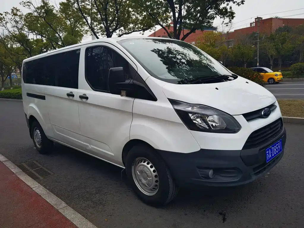 Transit 2020 2.0T diesel multi-functional commercial vehicle, central axle, low roof, double-opening tailgate, National VI купить на сайте DeffCars