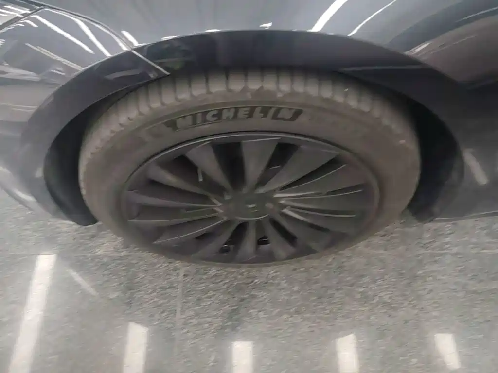 Model 3 2023 rear-wheel drive version купить на сайте DeffCars