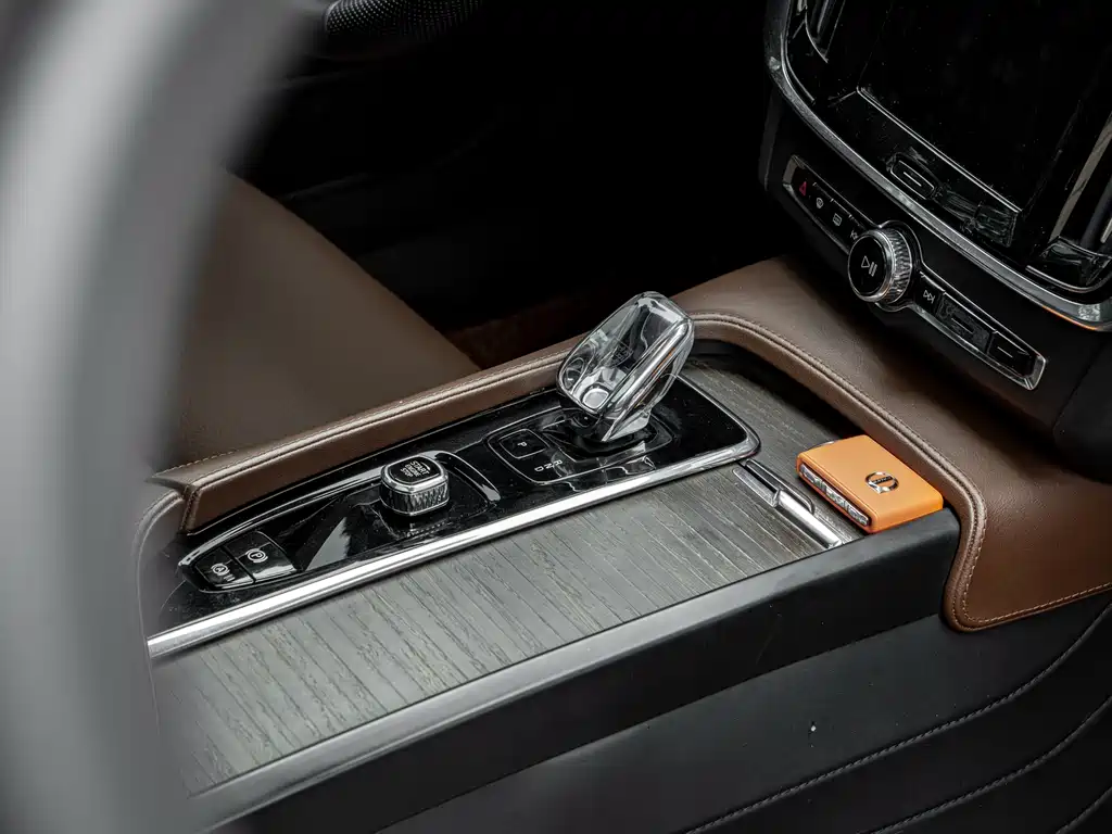 Volvo S90 2023 B5 Zhiyuan Luxury Edition купить на сайте DeffCars