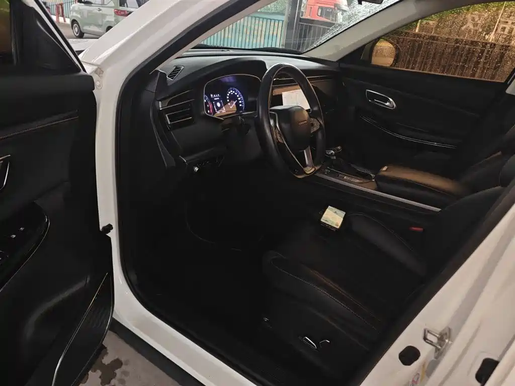 Changan Auchan X7 2020 1.5T automatic exclusive model купить на сайте DeffCars
