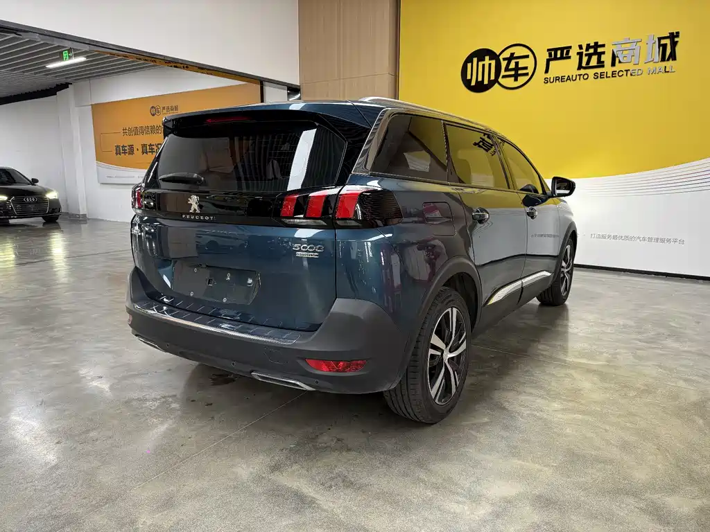 Peugeot 5008 2017 380THP 7-seater Elite Edition купить на сайте DeffCars